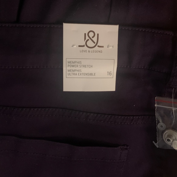 Love and Legend women’s pants, purple, size 16. - Picture 3 of 4